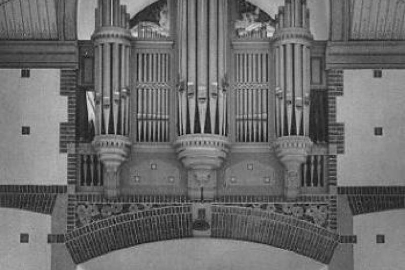 1915 2.jpg