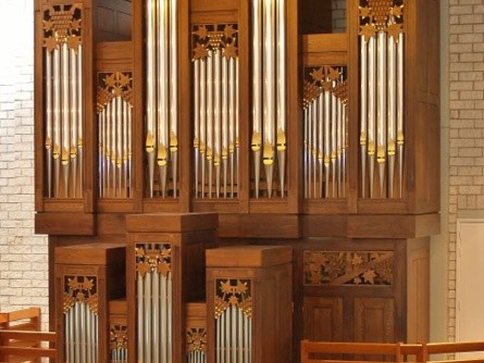 Het Leeflang-orgel in de kerkzaal van de Sionkerk